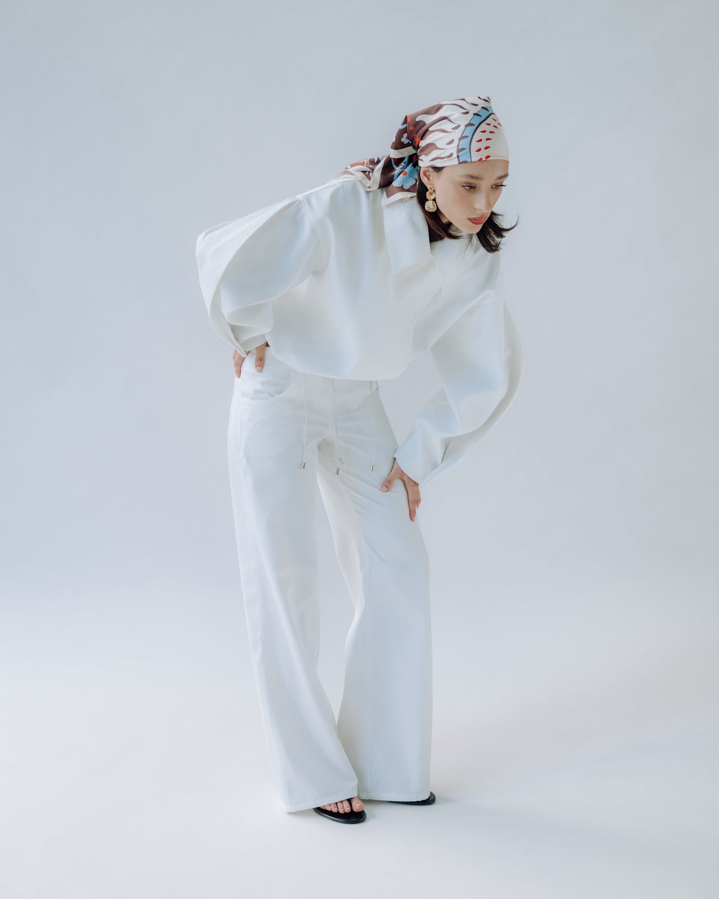 Low Pant in White