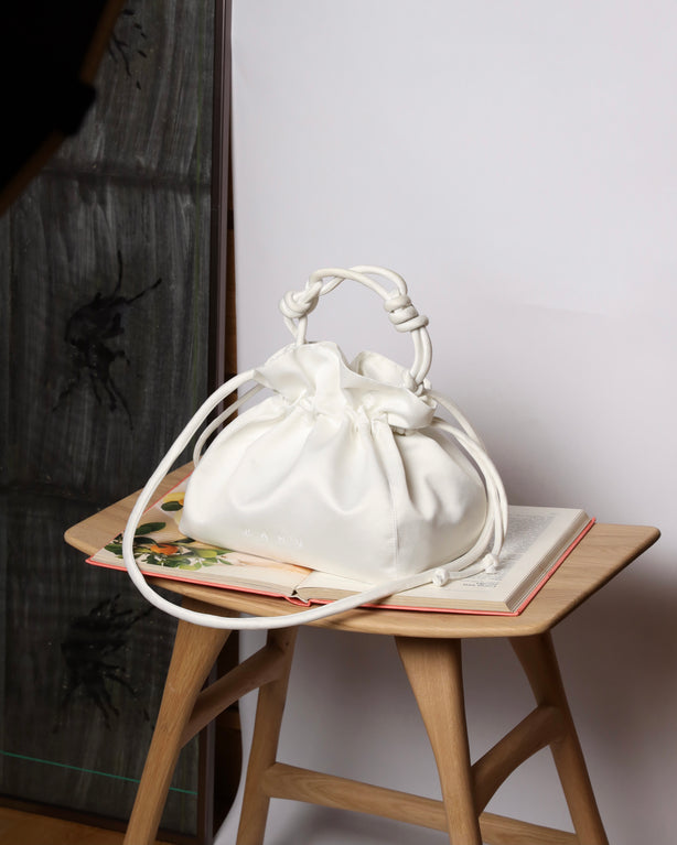 Bucket Bag in White