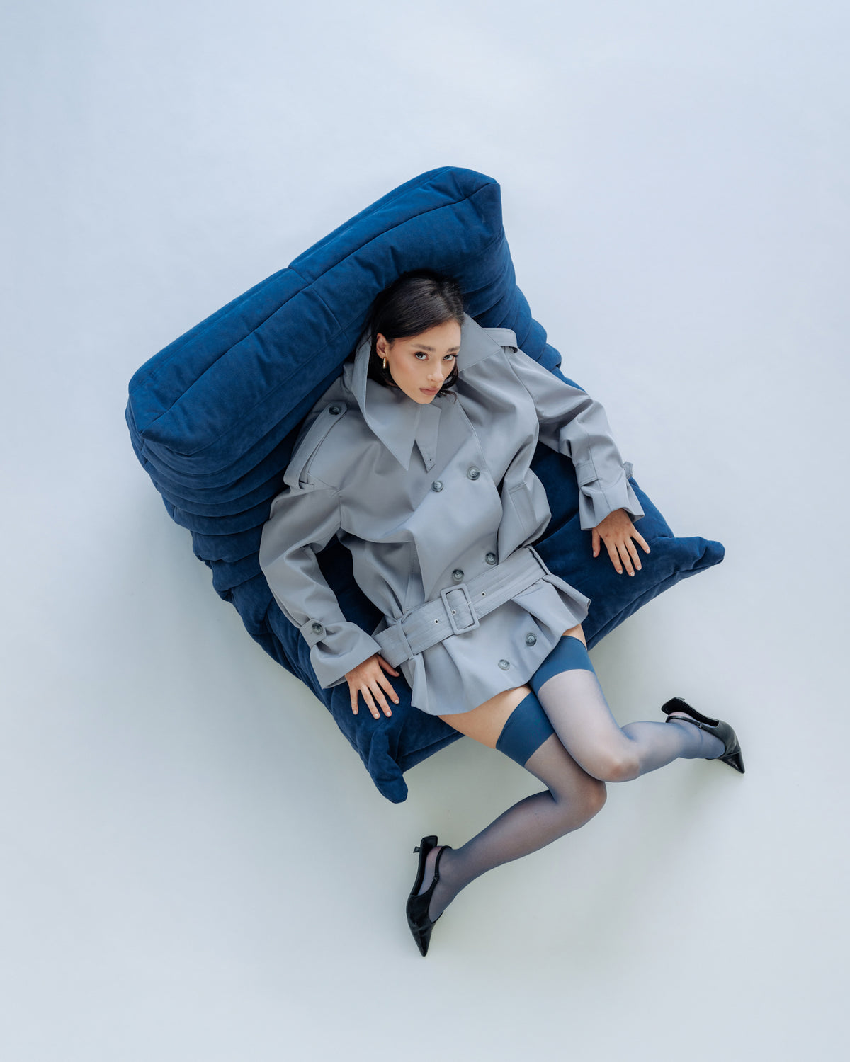 Monument Trench Coat in Grey
